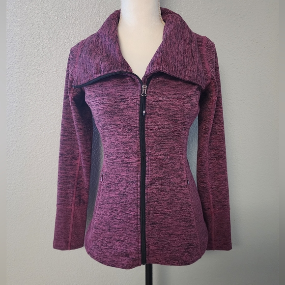 CALIA by Carrie Underwood Tops - Calia